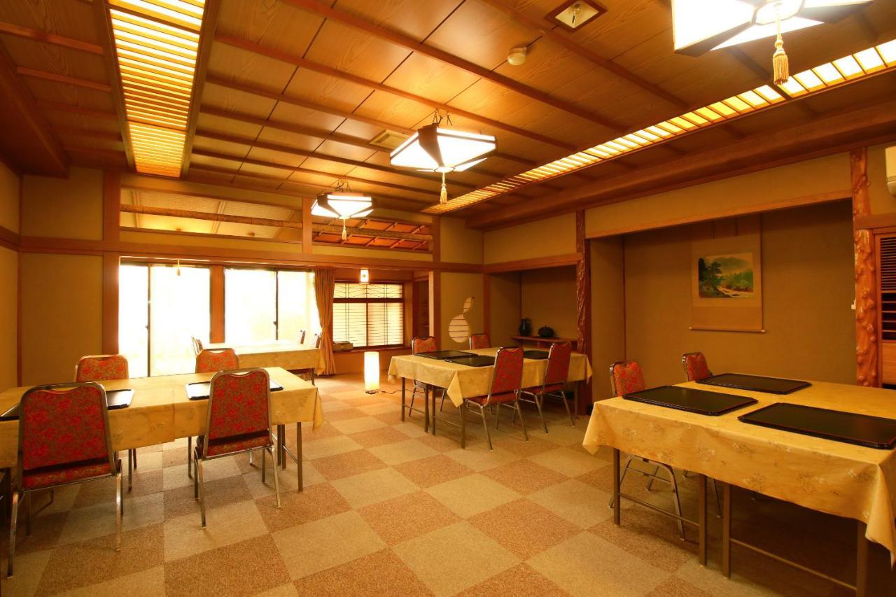 Oyado Kagetsu Hotell Sado Exteriör bild