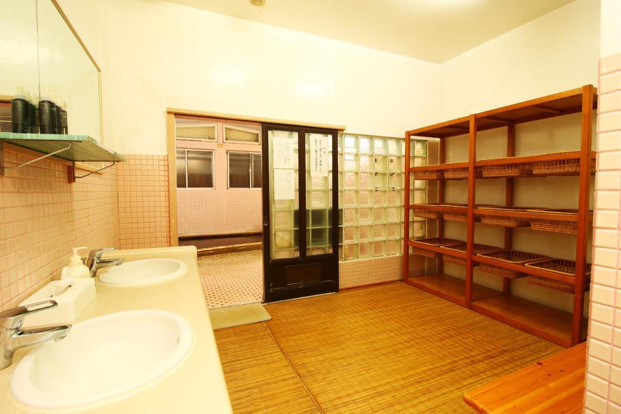 Oyado Kagetsu Hotell Sado Exteriör bild